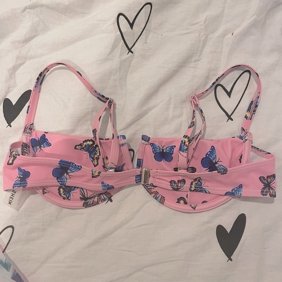 butterfly bikini top from SHEIN - Picture 2 of 2